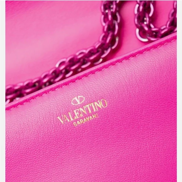 VALENTINO GARAVANI PINK PP Leather Clutch Bag One Stud Chain Strap - Picture 5 of 8